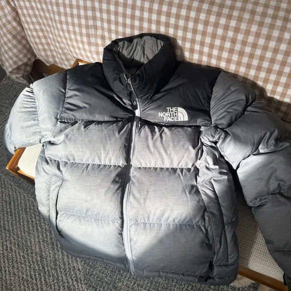 The North Face 1996 Retro Nuptse Puffer Jacket - Picture 3 of 7